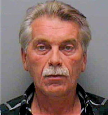 Bonnett Dennis - Lee County, FL 